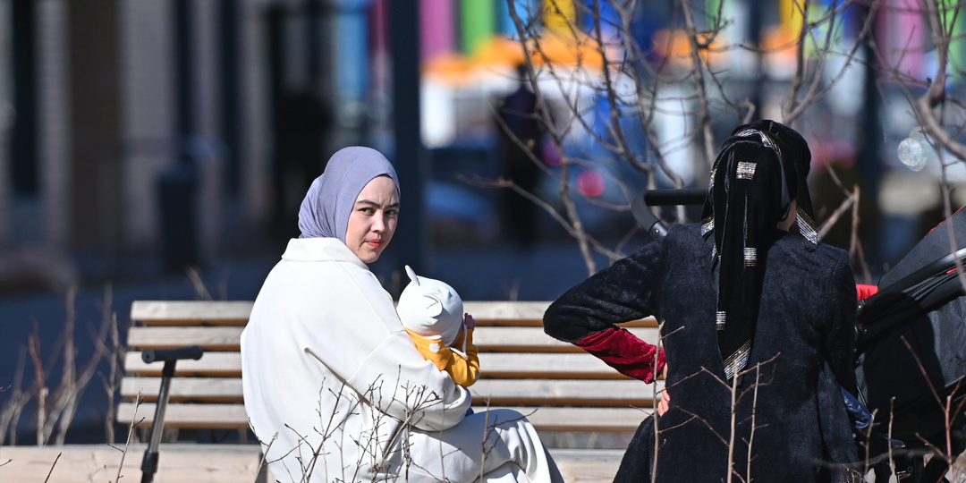 Схема "малоимущей" Ситоры. Мигранты превратили помощь от России в бизнес