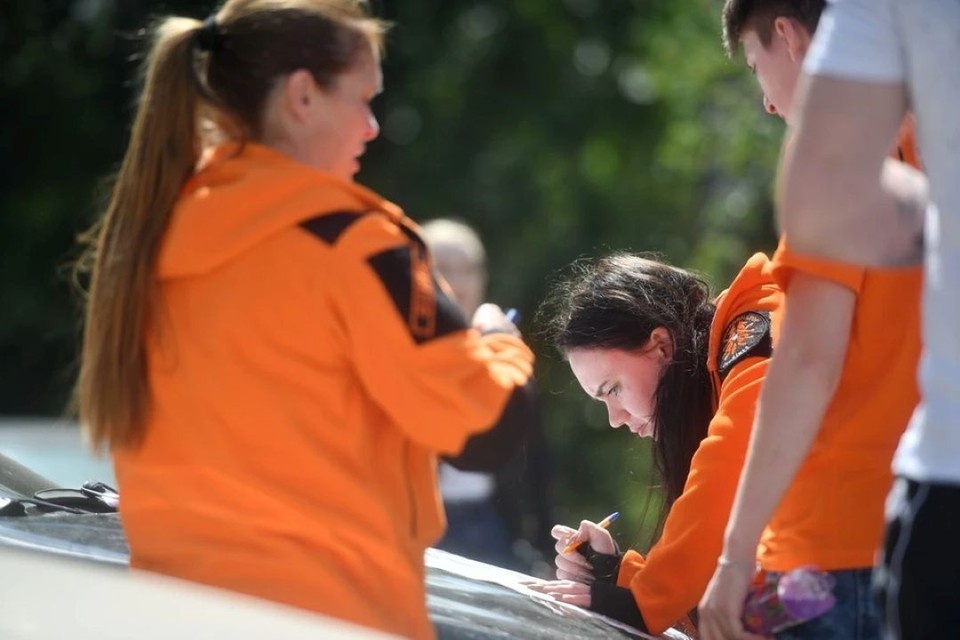    Волонтеры нашли живыми 49 человек Алексей БУЛАТОВ