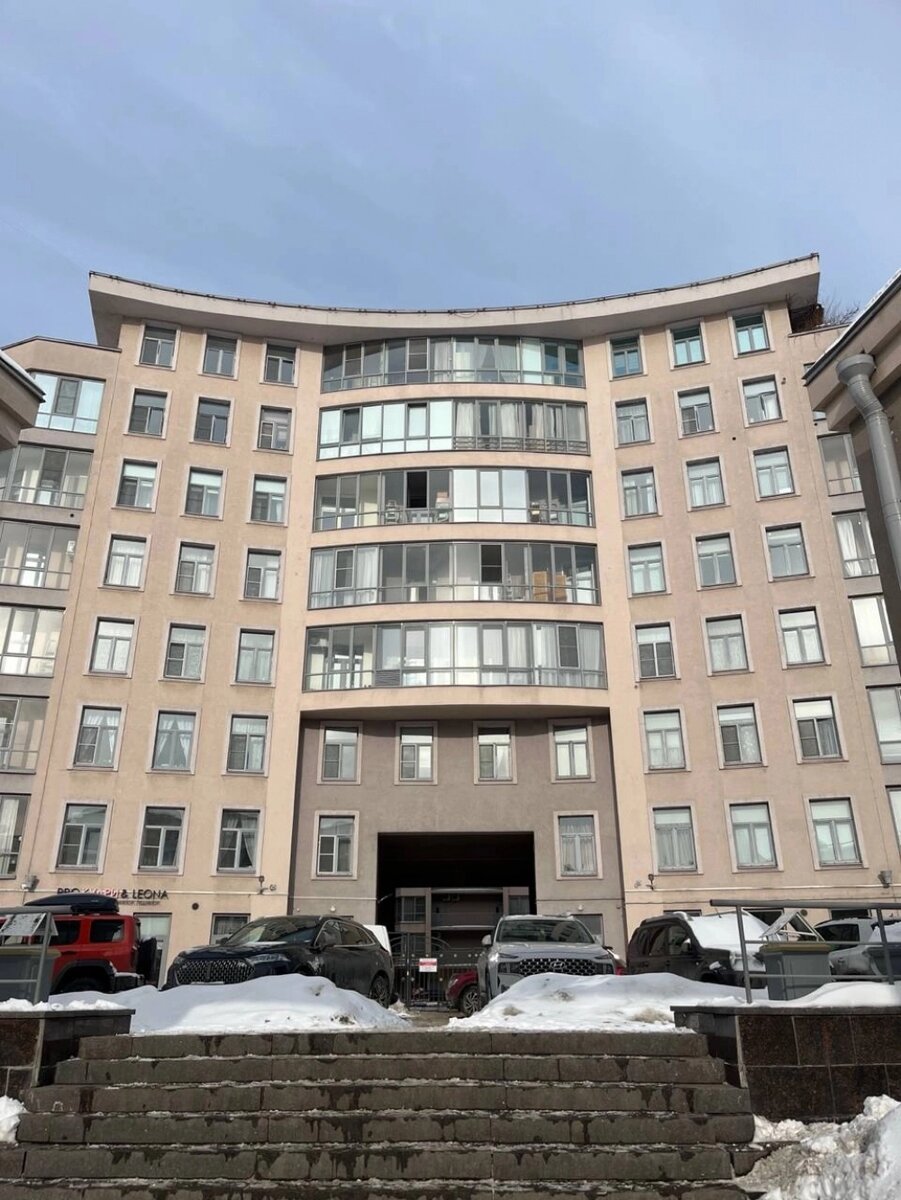    Дом по Петрозаводской, 13, где всё произошло. Фото: spb.aif.ru/ Алексей Любовецкий