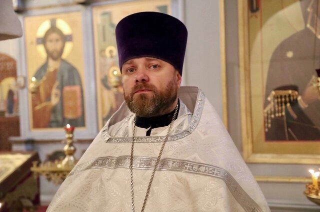Настоятель храма Успения Богородицы с Пароменья в Пскове отец Алексей. Фото: АиФ-Псков / Александр Машкарин