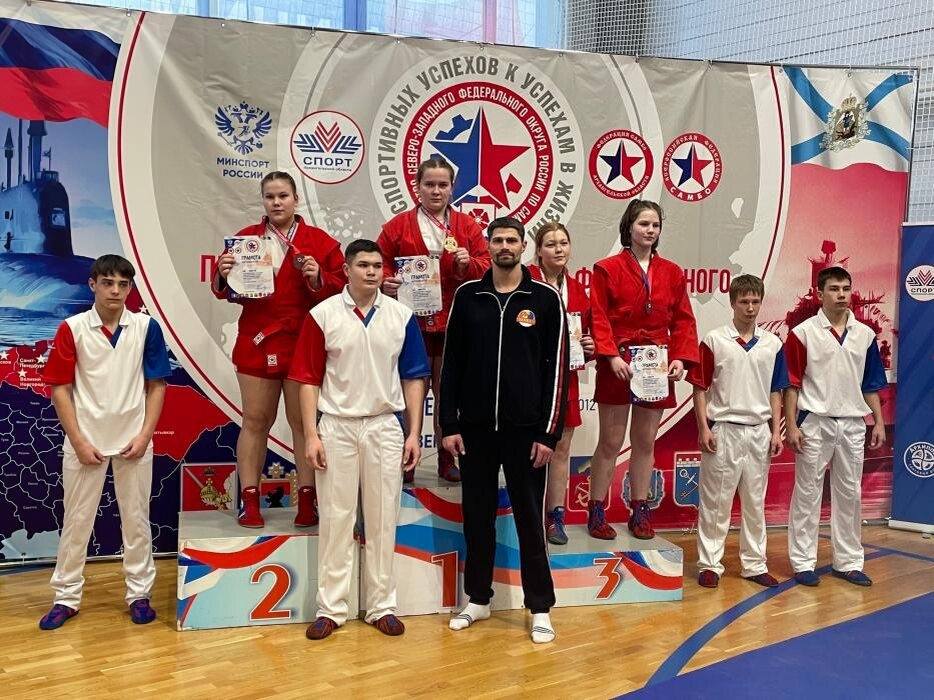 Спортсмены Псковской области выиграли семь медалей на первенстве СЗФО по самбо
Фото: спортшкола «Экспресс» и клуб «Динамо»
