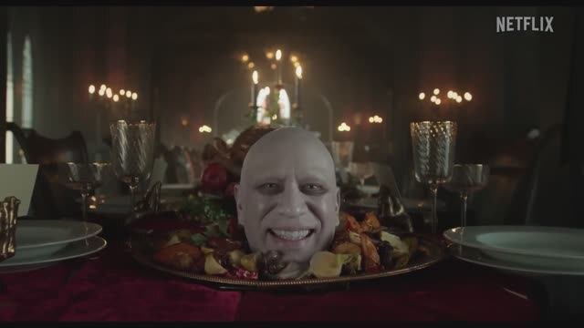 Премьера третьего сезона сериала «Уэнсдей» ожидается не раньше лета-осени 2027 года; фото: кадр из тизера сериала «Уэнсдей», Альфред Гоф, Майлз Миллар, режиссер Тим Бертон, Netflix