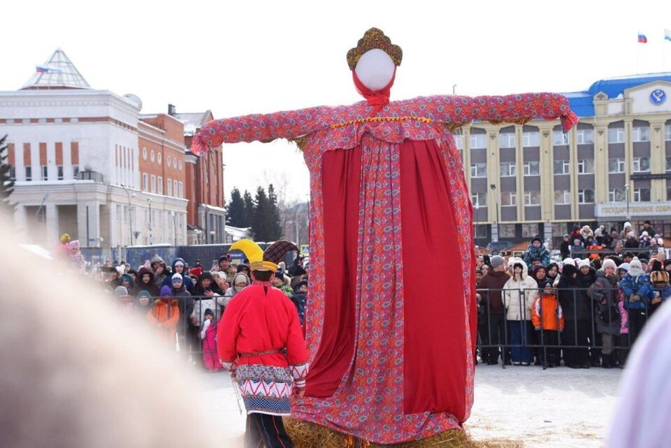    Масленица в Горно-Алтайске. Источник: t.me/OlgaSafronovaofficial