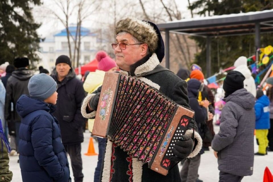    Масленица в Горно-Алтайске. Источник: Официальный аккаунт администрации Горно-Алтайска в соцсети "ВКонтакте"