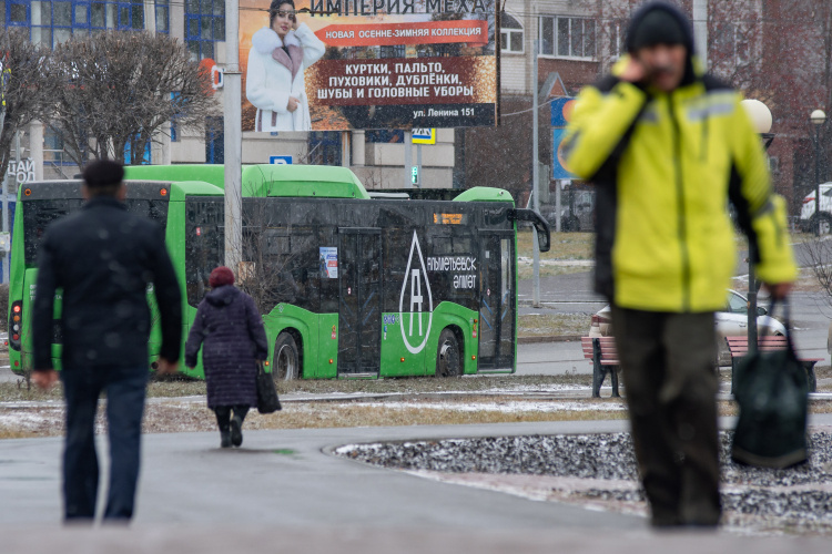    В связи с атакой беспилотников в Альметьевске приостановили работу общественного транспорта.   
Фото: «БИЗНЕС Online»