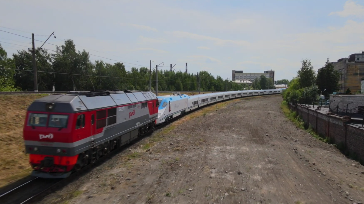 ТЭП70БС  и Afrosiyob 