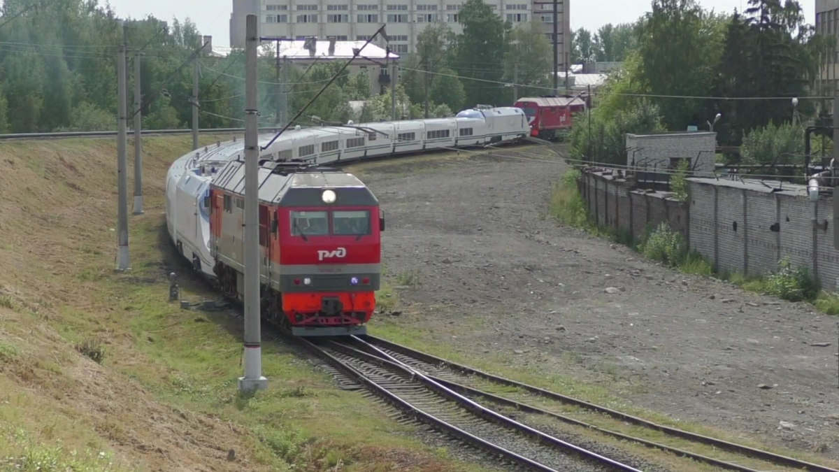 ТЭП70БС  и Afrosiyob 