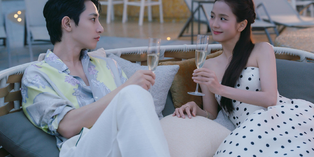 Дорама "Бойфренд по запросу" - получится ли что-то большее, чем просто Джису в мужском гареме?