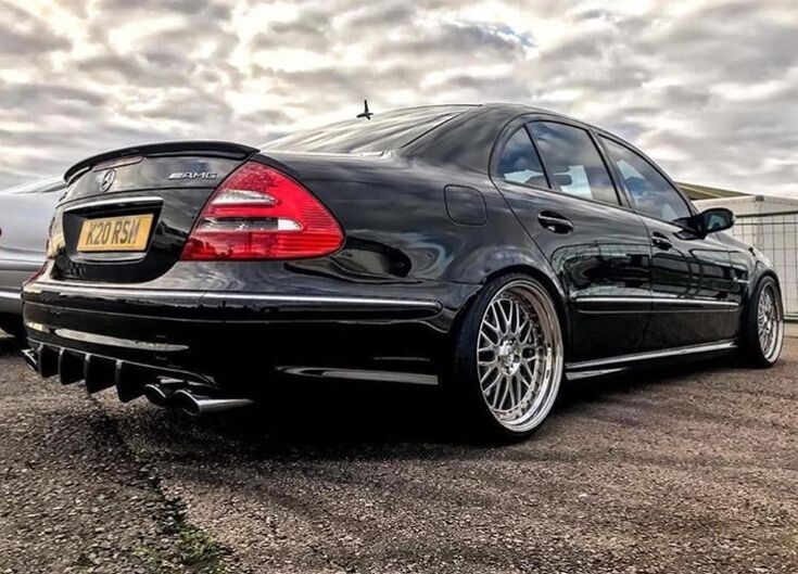 W211/S211 рестайлинг (2006—2009) с пакетом AMG