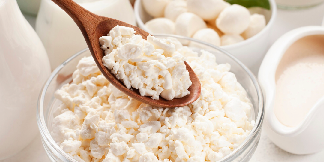 С чем есть творог: полезные сочетания и вкусные рецепты