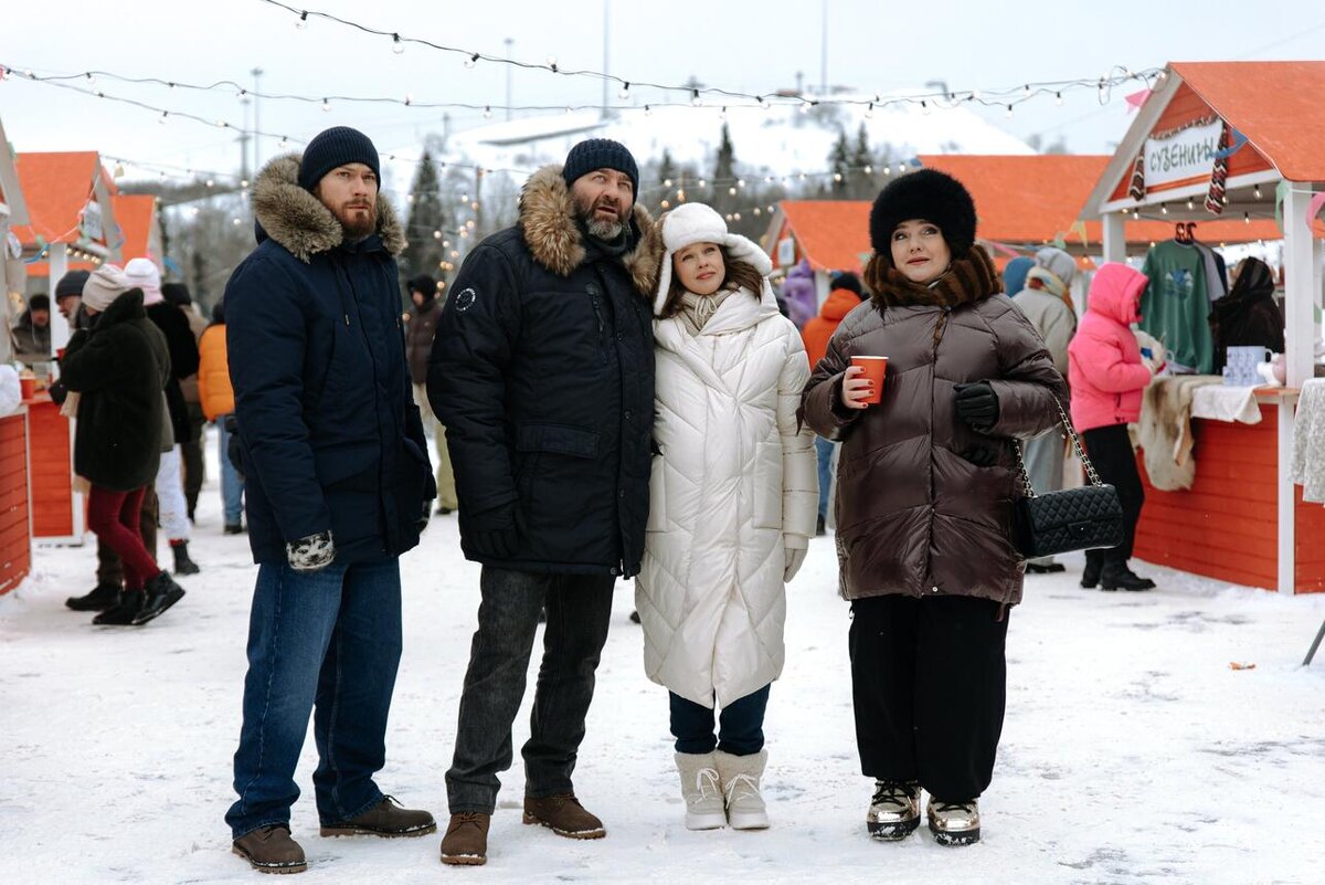 Олег Гаас, Михаил Пореченков, Катерина Шпица, Инга Оболдина на съемках шестого сезона сериала «Полярный». Фото: PR 1-2-3 Production