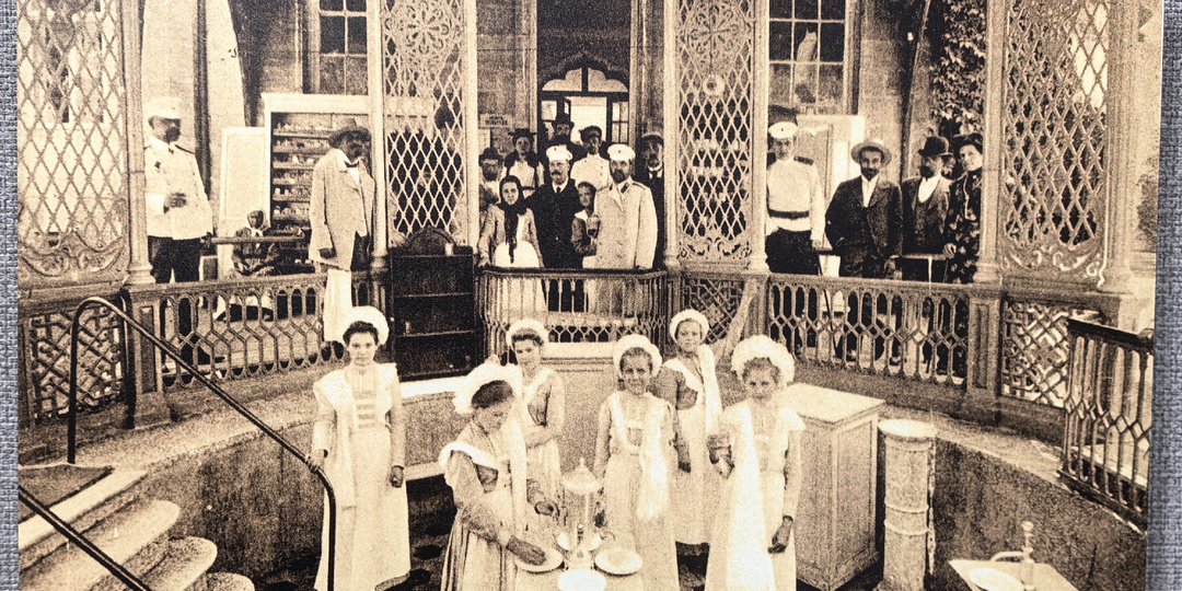 Как правильно пить минеральную воду: не совершаем ошибок аристократии «водяного общества» XIX века