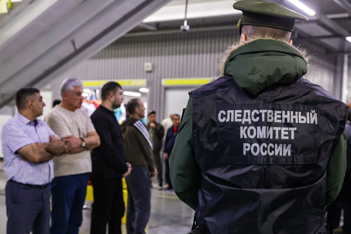    Предполагается, что для снижения кадрового голода в экономике минимально требуется 8 млн трудовых мигрантов, а оптимально - 11 млн. / Фото: Кирилл Кухмарь / ТАСС