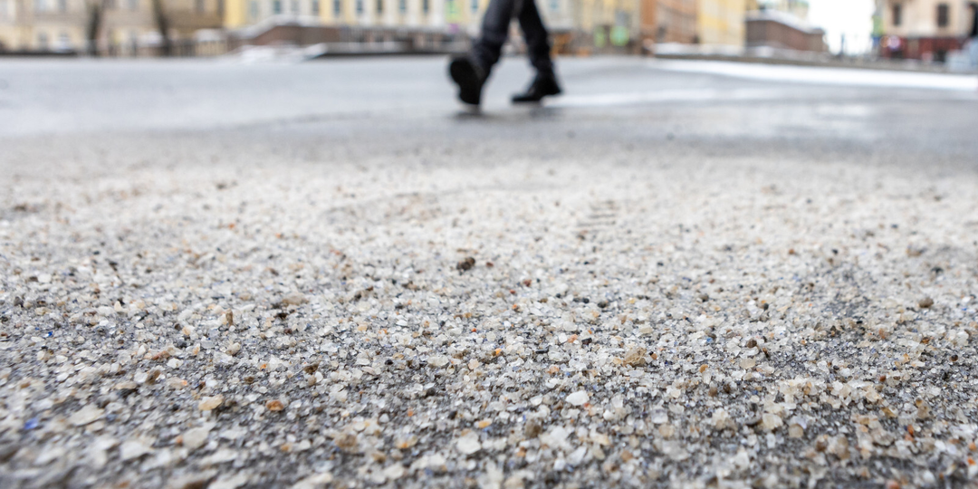 При уборке Петербурга начнут использовать меньше соли