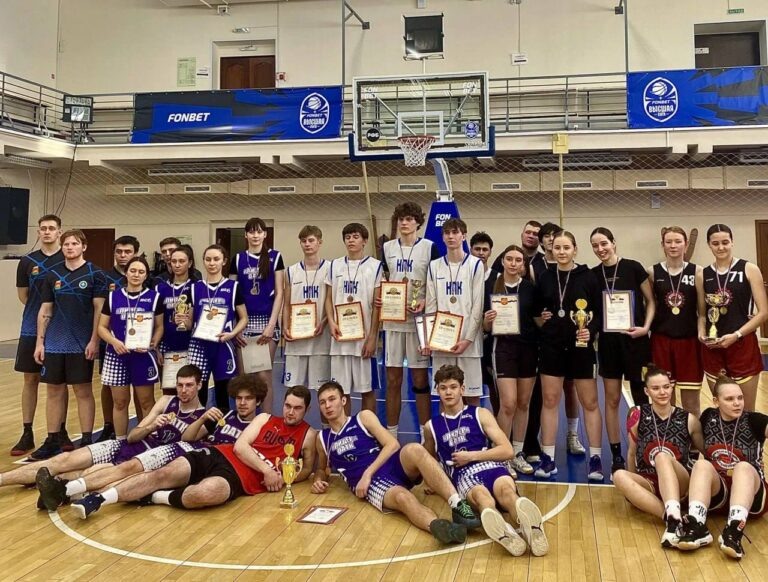    В Оренбурге выявили лучшие баскетбольные команды среди студентов Мария Чалкина