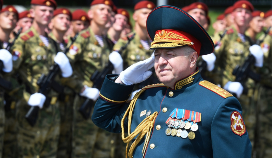 Обвиняемый во взяточничестве генерал не выйдет из СИЗО до конца весны — экс-замглавы Росгвардии продлили арест