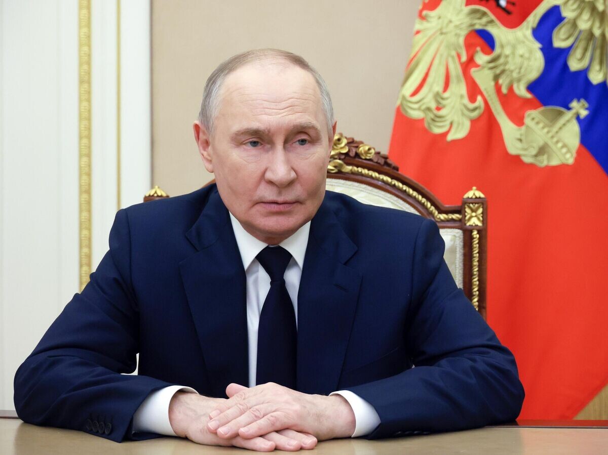    Президент Владимир Путин поздравил сотрудников МЧС с профессиональным праздником | © РИА Новости / POOL