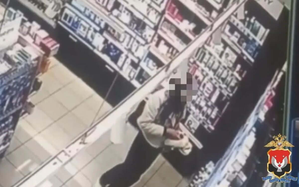    Жительницу Ижевска задержали за кражу из аптеки