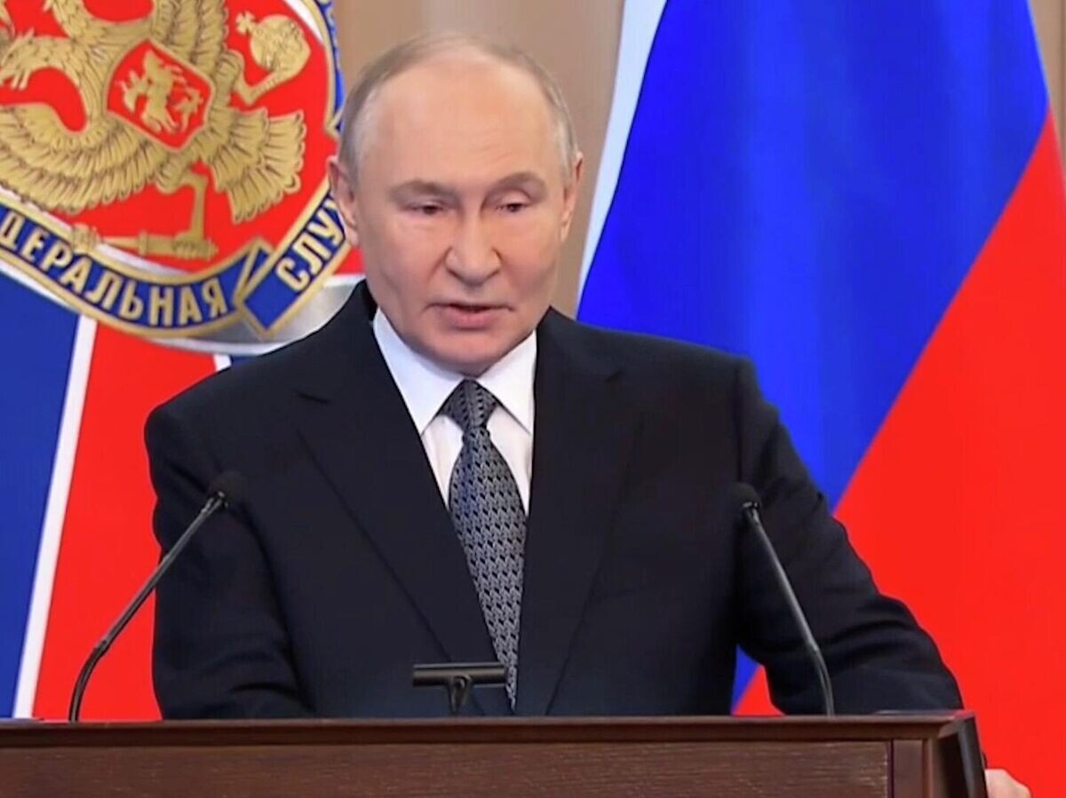    Путин: взрыв у Савеловского вокзала мог стать результатом вербовки | © Пул