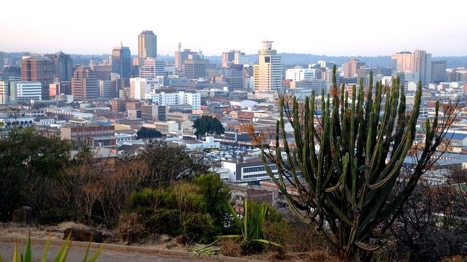     Хараре, Зимбабве   
(сс) toubibe