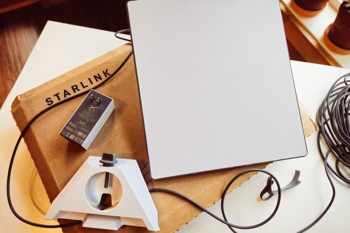 Обложка © Shutterstock / FOTODOM / mailcaroline