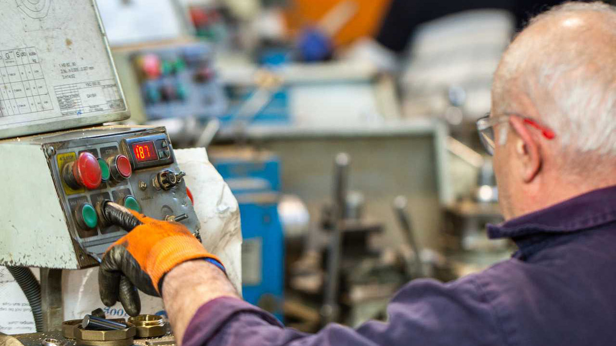    © KamranAydinov/freepik.com