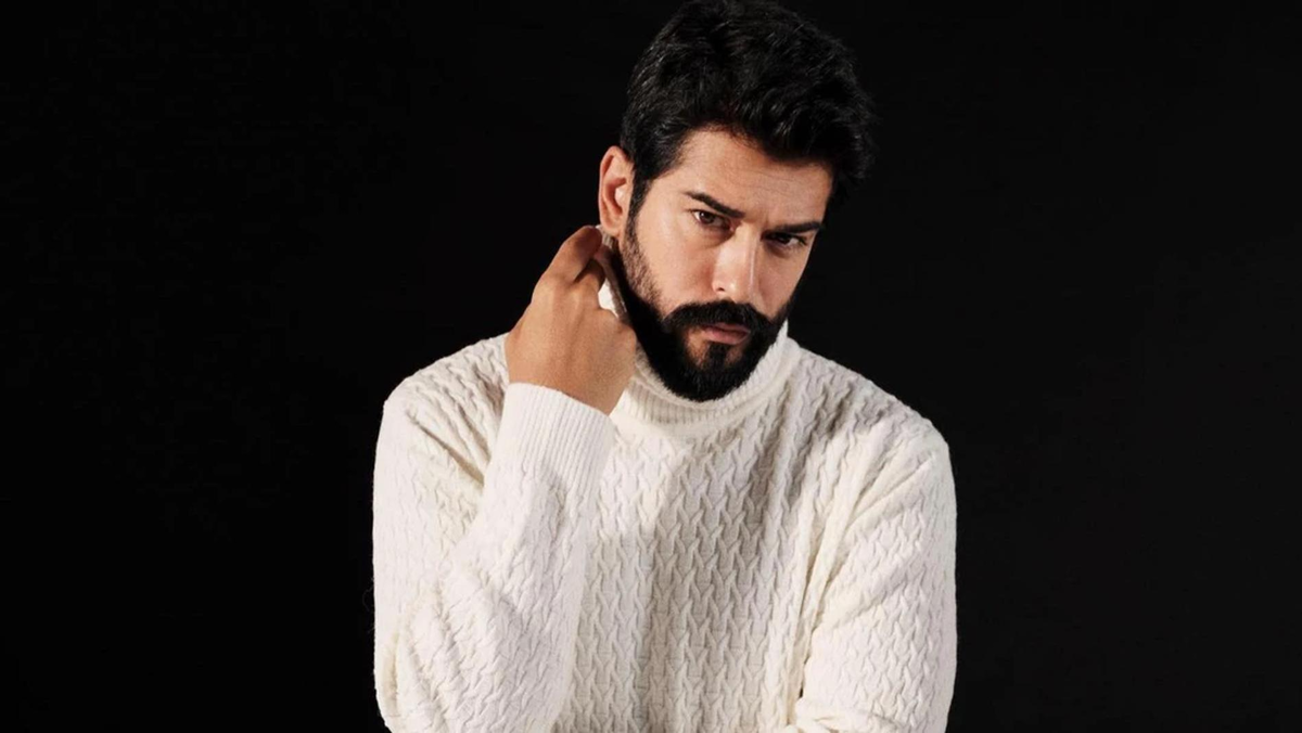    Бурак Озчивит. Фото: Инстаграм (запрещён в РФ) @burakozcivit