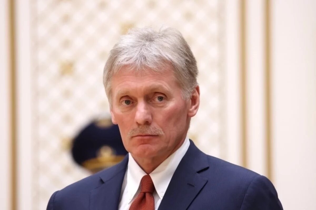    Песков назвал граничащими с безумием планы передать Киеву ядерное оружие