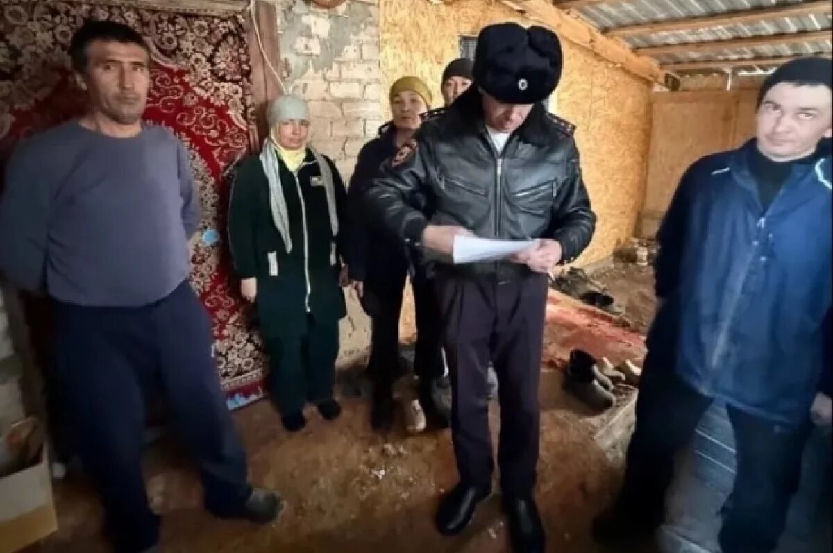    Волжские полицейские провели облаву на нелегальных мигрантов