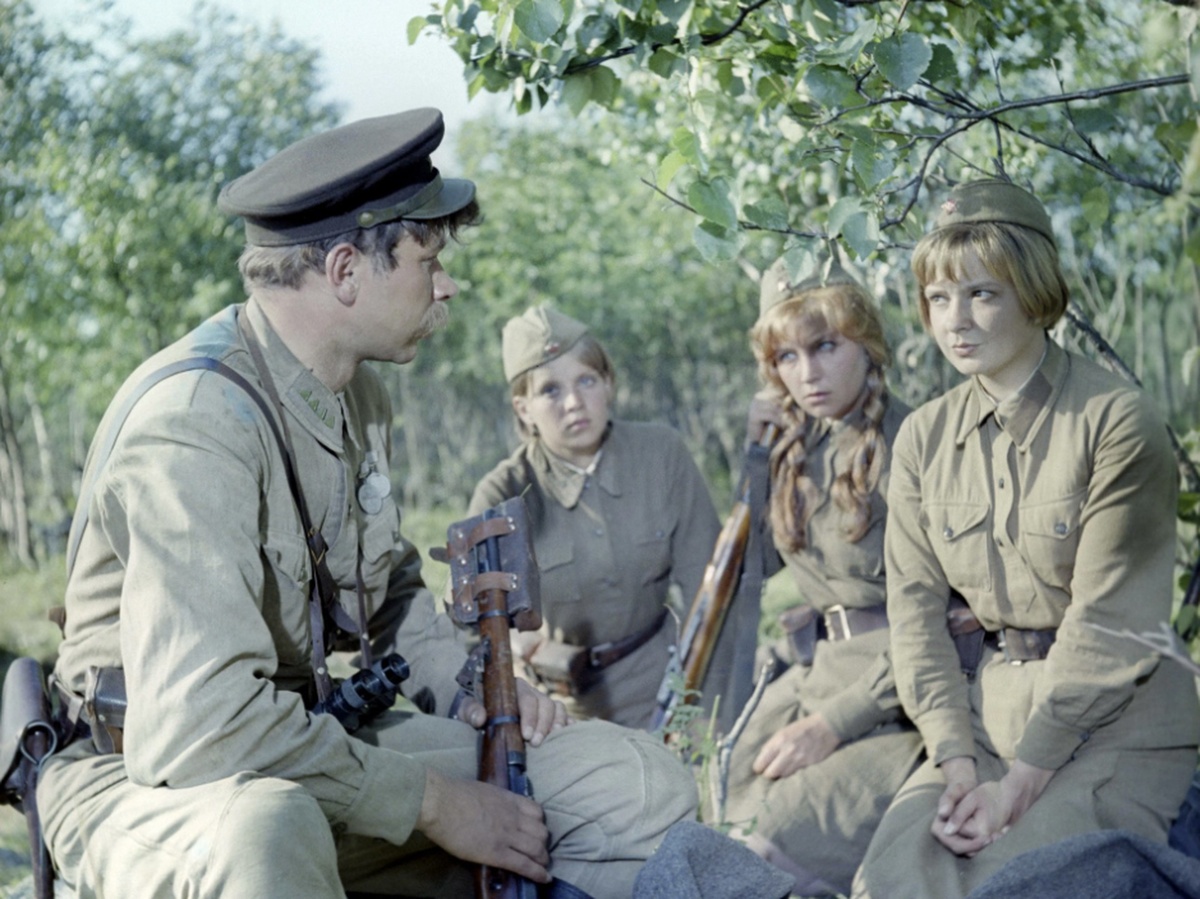 Фото © «А зори здесь тихие» режиссер Станислав Ростоцкий / Kinopoisk.ru