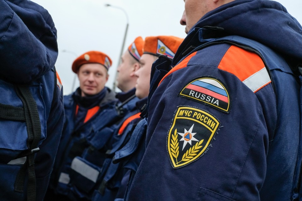    Рыбаки смогли спастись самостоятельно. Артем КИЛЬКИН