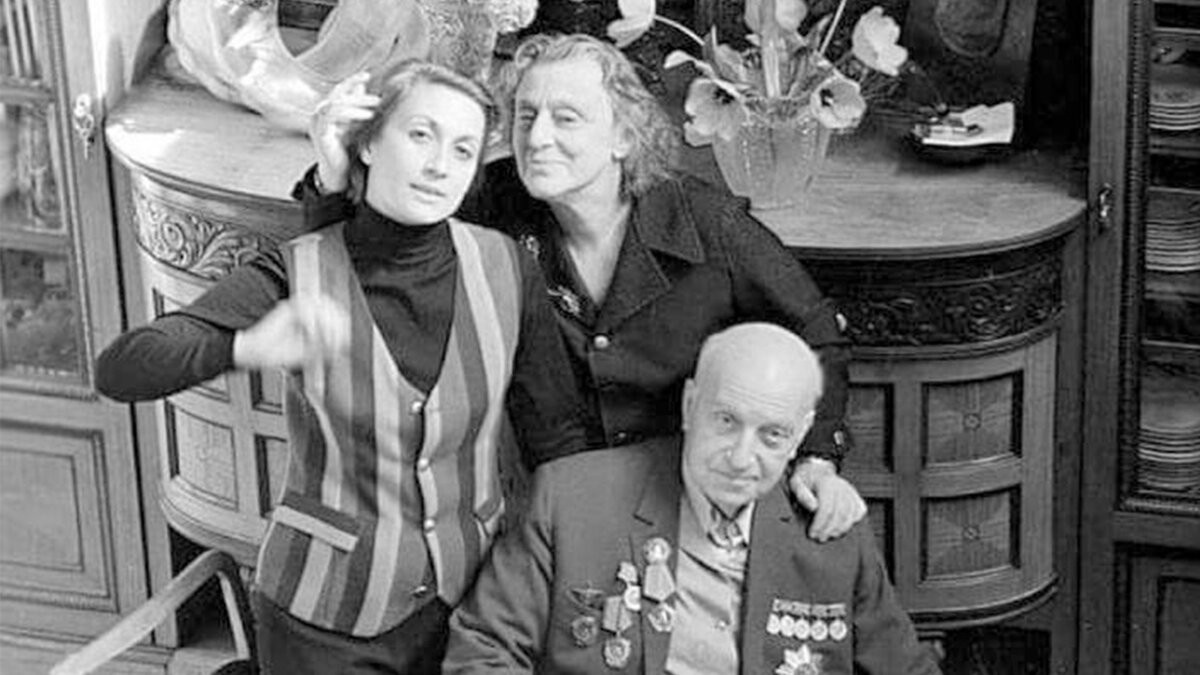 с родителями