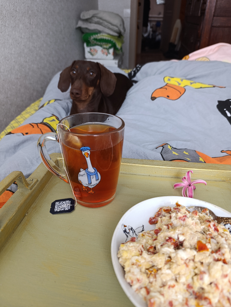 Пожелала скрэмбл с помидорами- исполнено.