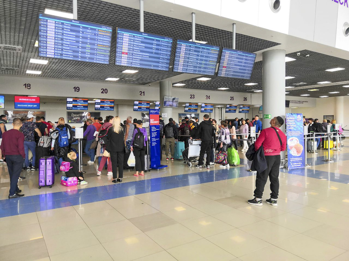 При задержке рейса более чем на 30 минут россияне получат право отказаться от перелета и вернуть полную стоимость билета.  Фото: Фото: ФедералПресс / Анна Миронова