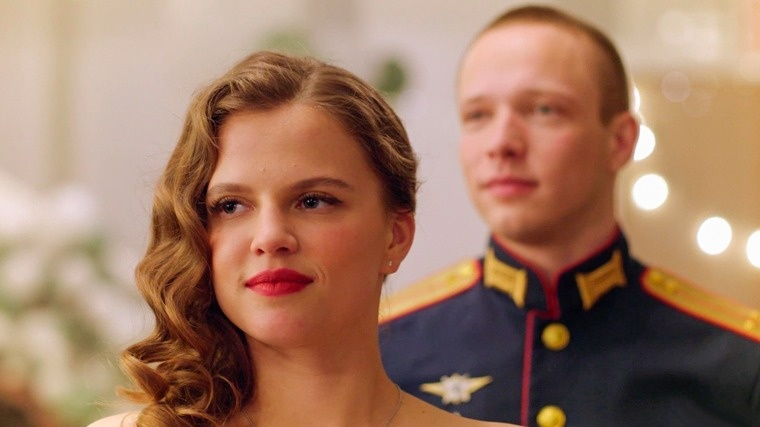 Как 2 сезон Ландышей пересекается с жизнью? Фото: Кадр из сериала Ландыши, реж. Александр Карпиловский, Илья Шпота, Михаил Пипия, 2025–2026 г