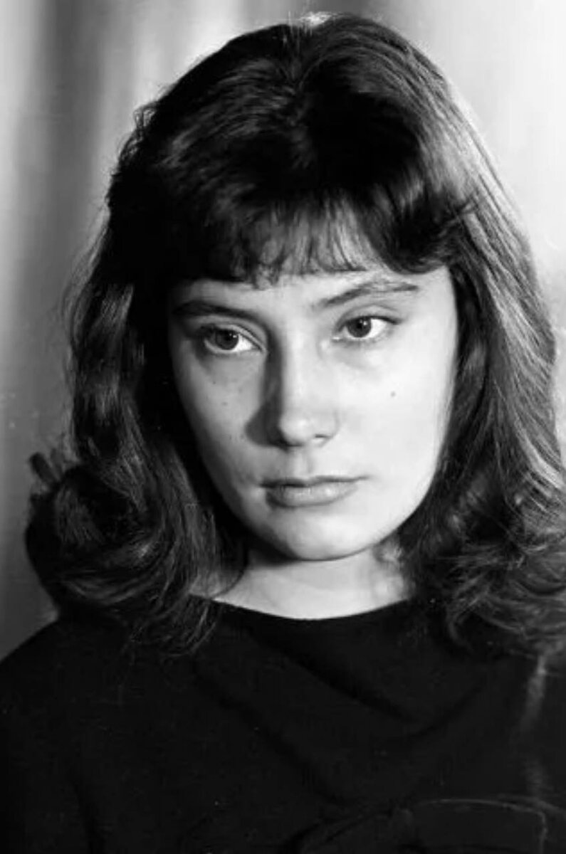 Татьяна Самойлова в юности