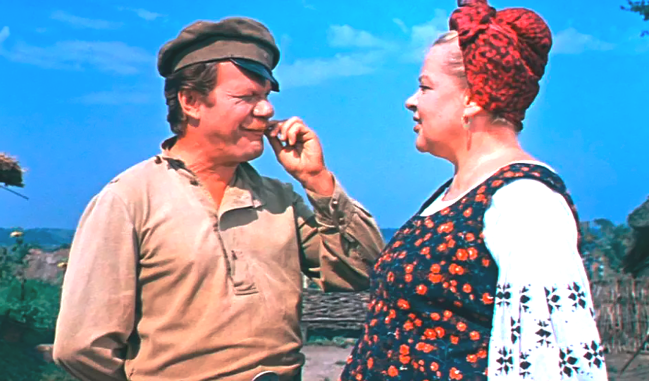 5 историй Свадьбы в Малиновке: Пуговкин танцевал босиком, актёры пили в кадре