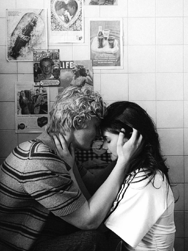     Полина Денисова и Антон Рогачев