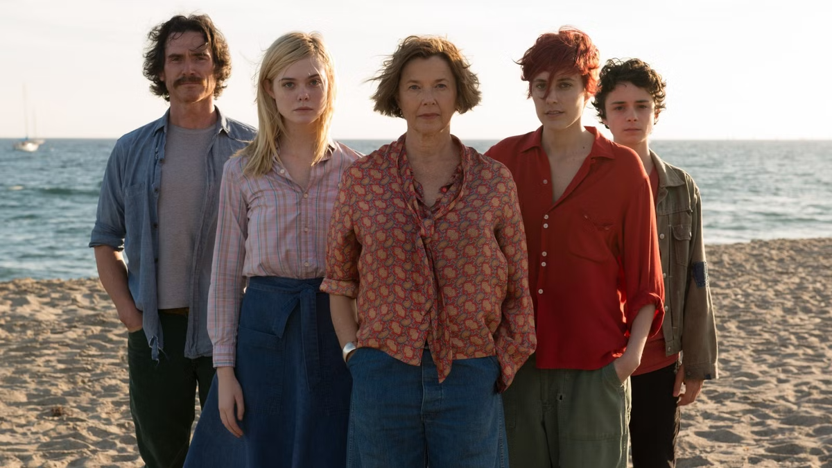 Кадр из фильма «Женщины XX века». © Режиссёр Майк Миллс / Annapurna Pictures