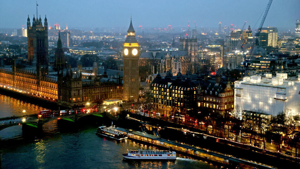     Посольство РФ: новые санкции Лондона ведут к дестабилизации мировых энергорынков www.globallookpress.com/Li Ying/XinHua