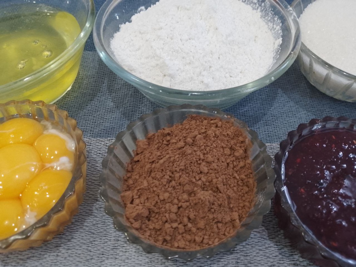 Ингредиенты для приготовления шоколадного пирога