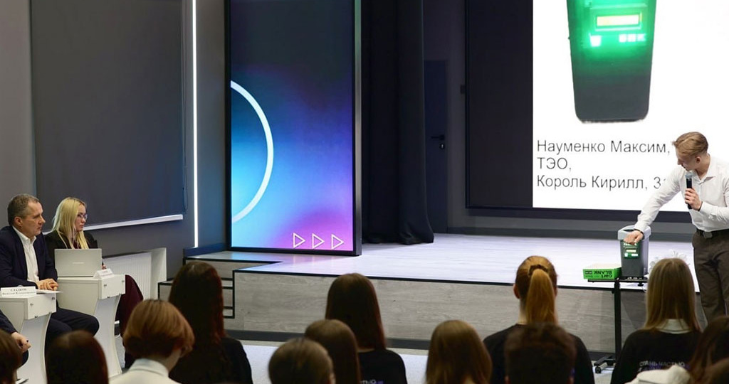 Губернатор вновь встретился со студентами белгородского IThub