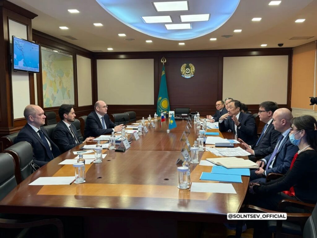    Евгений Солнцев встретился с премьер-министром Республики Казахстан Мария Чалкина