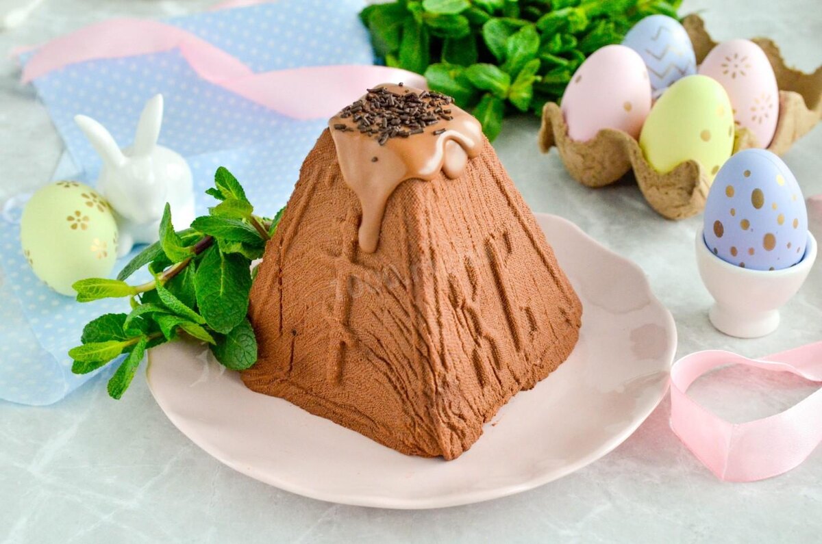 https://static.1000.menu/img/content-v2/11/80/26463/shokoladnaya-tvorojnaya-pasxa_1712808400_16_i9uqodt_max.jpg