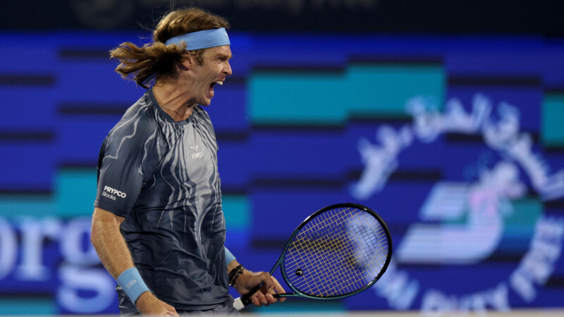 Рублев вышел во второй круг теннисного турнира в Дубае