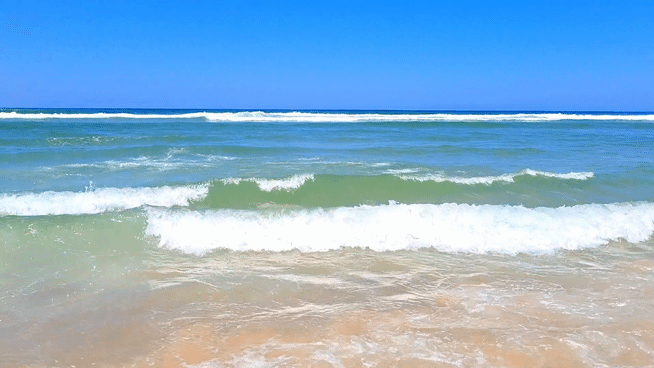 Вот так он двигается