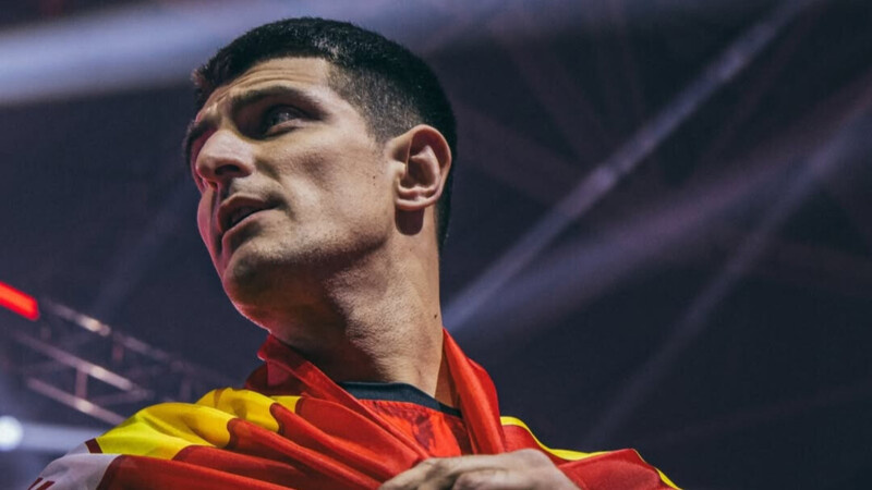 Боец Синещук, получивший травму ноги после сальто назад: «Ничего серьёзного. Вправили обратно. Сказали немного походить в гипсе»