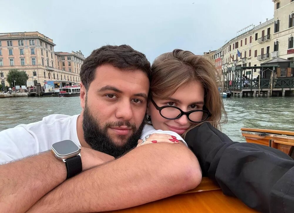    Ксения Собчак объявила о расставании Анастасии Мироновой и рэпера Navai