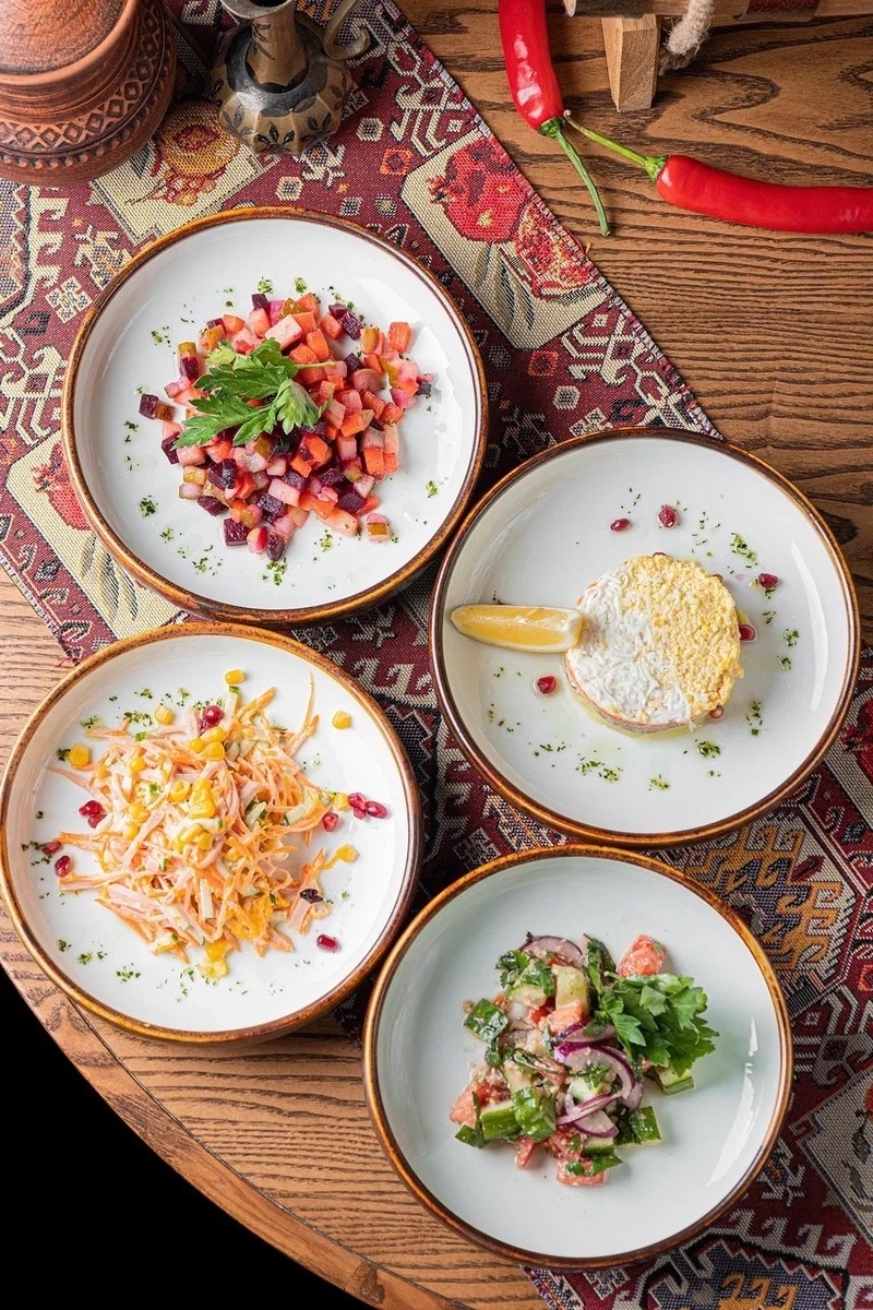 Салаты от 160 рублей