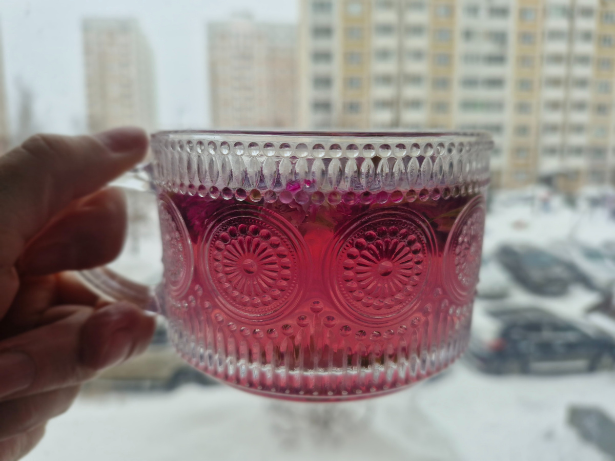 И красивый, и теплый. Чай из розы и гомфрены